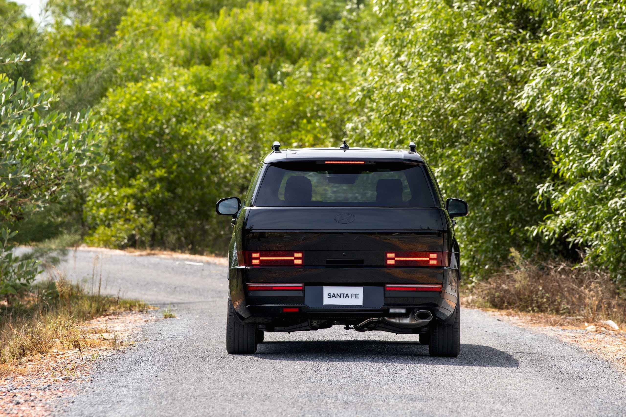 Đuôi xe Hyundai Santa Fe 2024